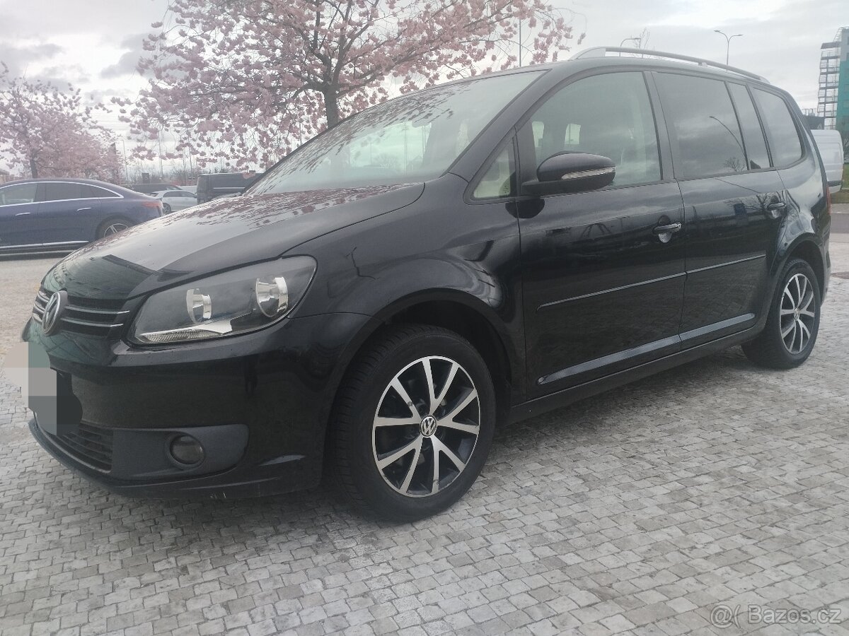 VOLKSWAGEN TOURAN DSG - 3
