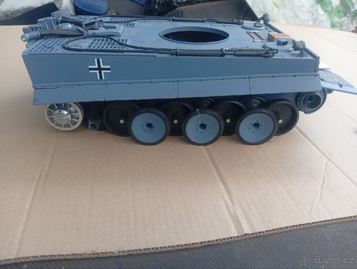 Torzo RC tanku - 3