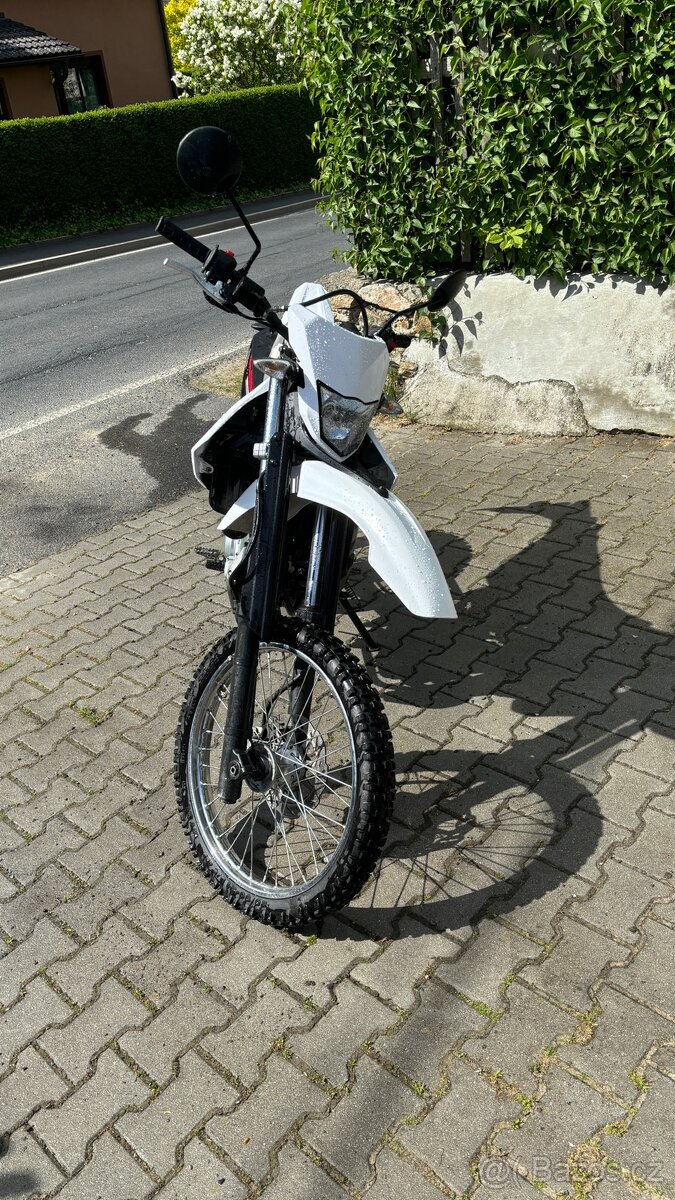 Yamaha WR 125R