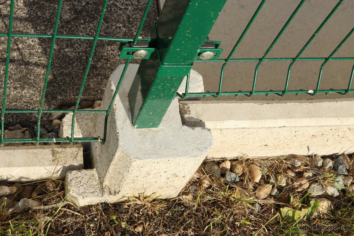 Forma betonové hlavice pro sloupky plotu - 3