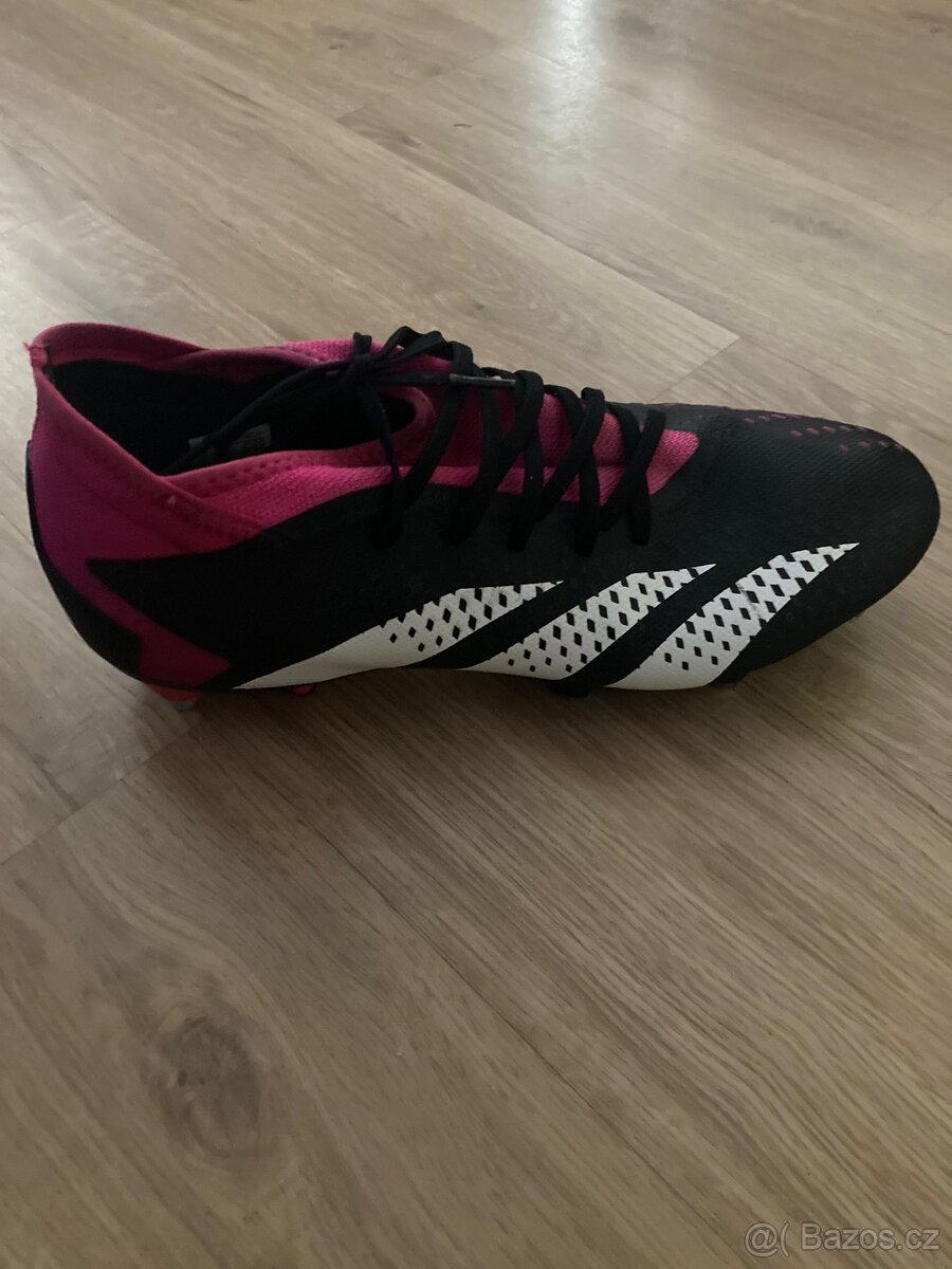 pánské lisokolíky adidas PREDATOR ACCURACY.3 SG vel . 44 2/3 - 3