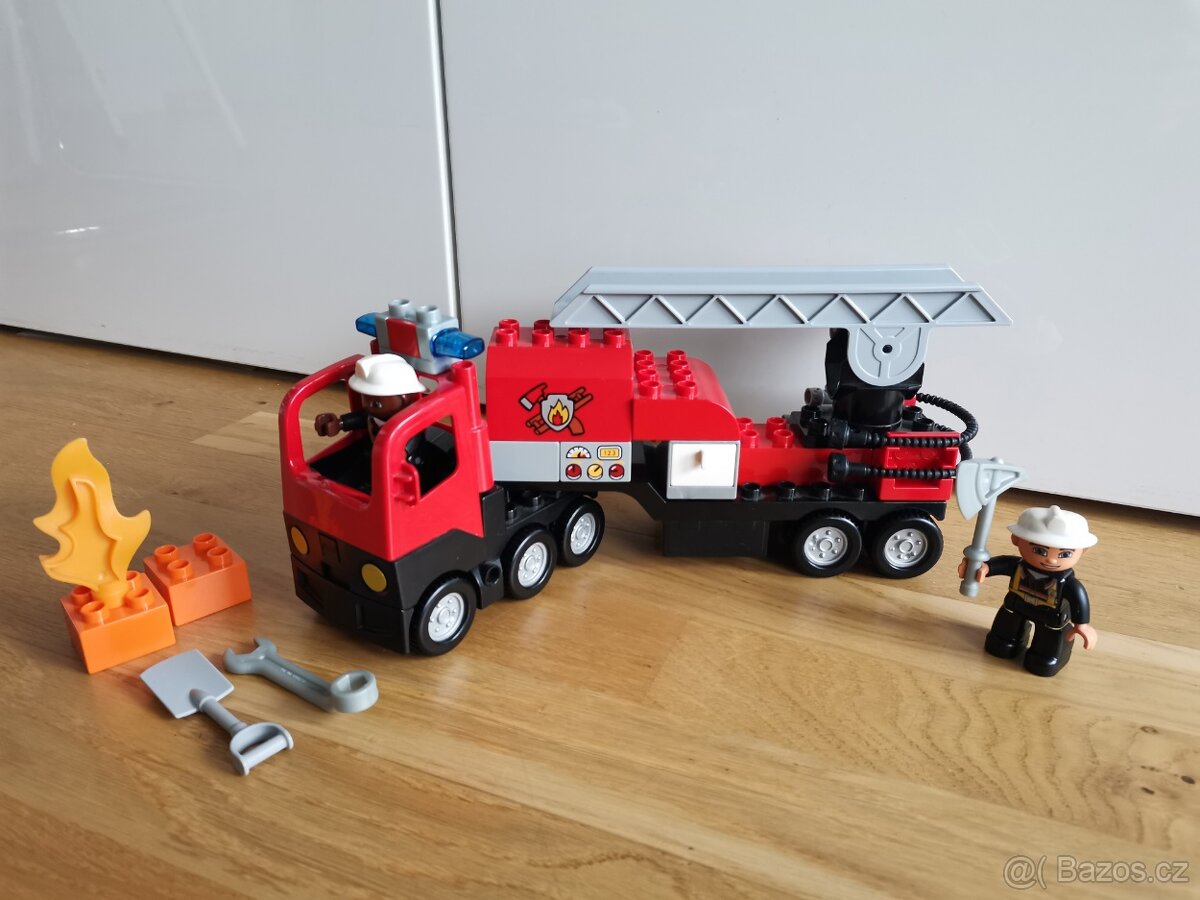 Lego duplo 4977 Hasiči-hasičské auto - 3