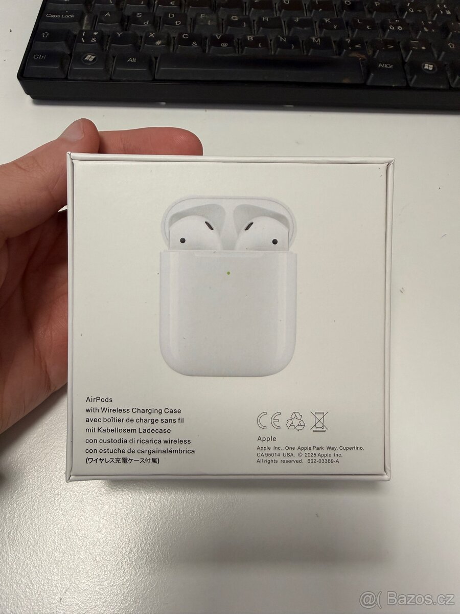 Bezdrátová sluchátka 1:1 design - 3