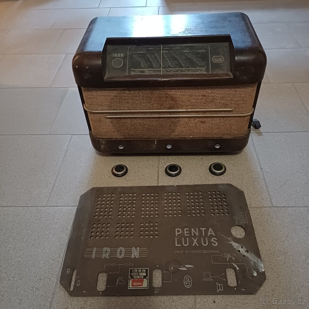 Prodám retro skřín stolního rádia - 3