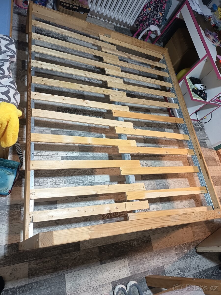 Postel IKEA 160x200cm - 3