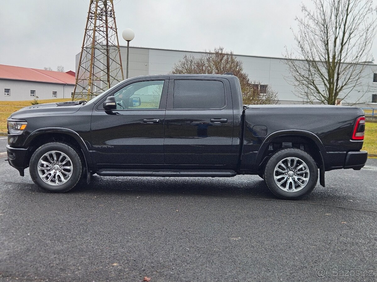 Dodge RAM 1500 5.7V8 Crew Cab r.v.2022 - 3