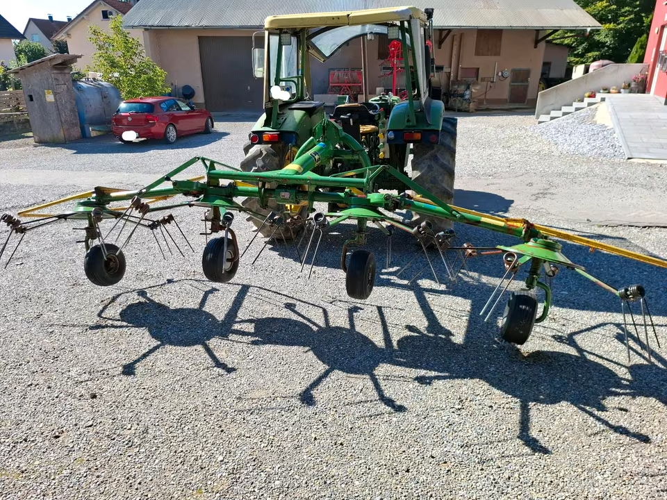 Obraceč sena Kühn 5,2 m - 3