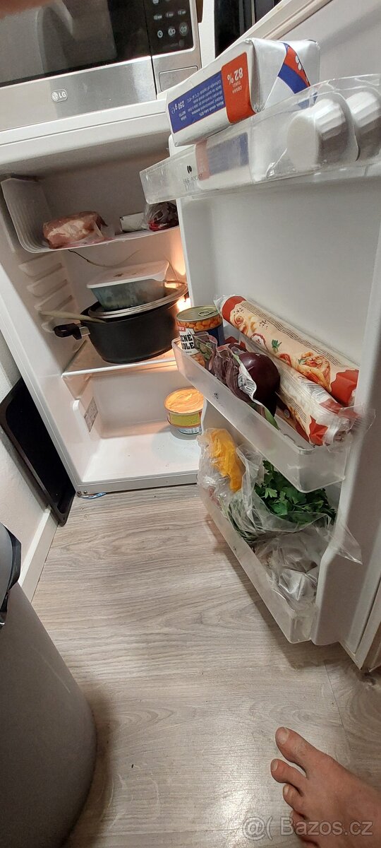 lednička Haier HR 138 A - 3