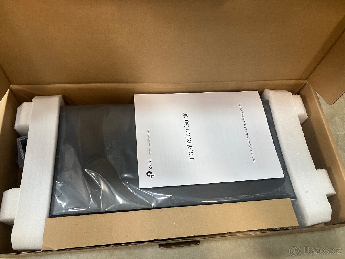 16 portovy switch - 3