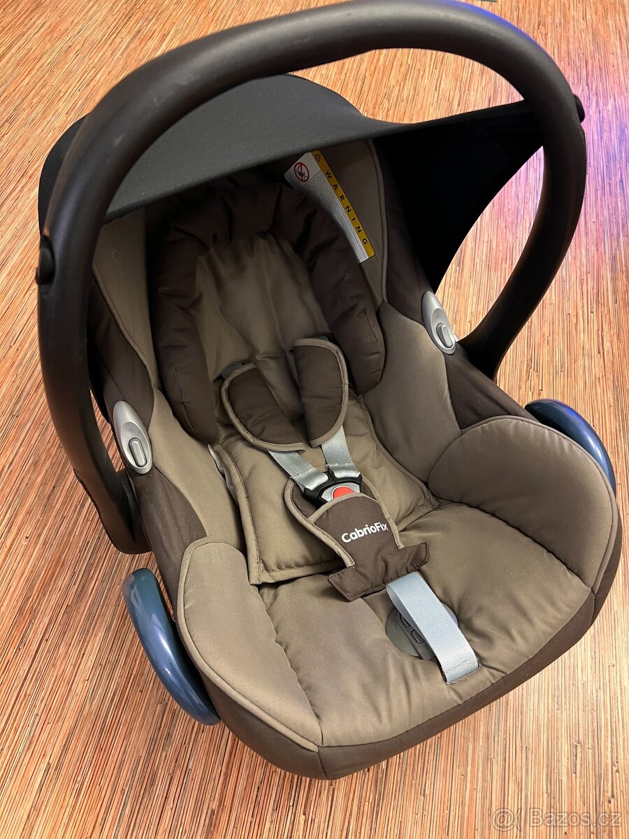 Prodám autosedačku Maxi Cosi CabrioFix (0-13Kg) - 3