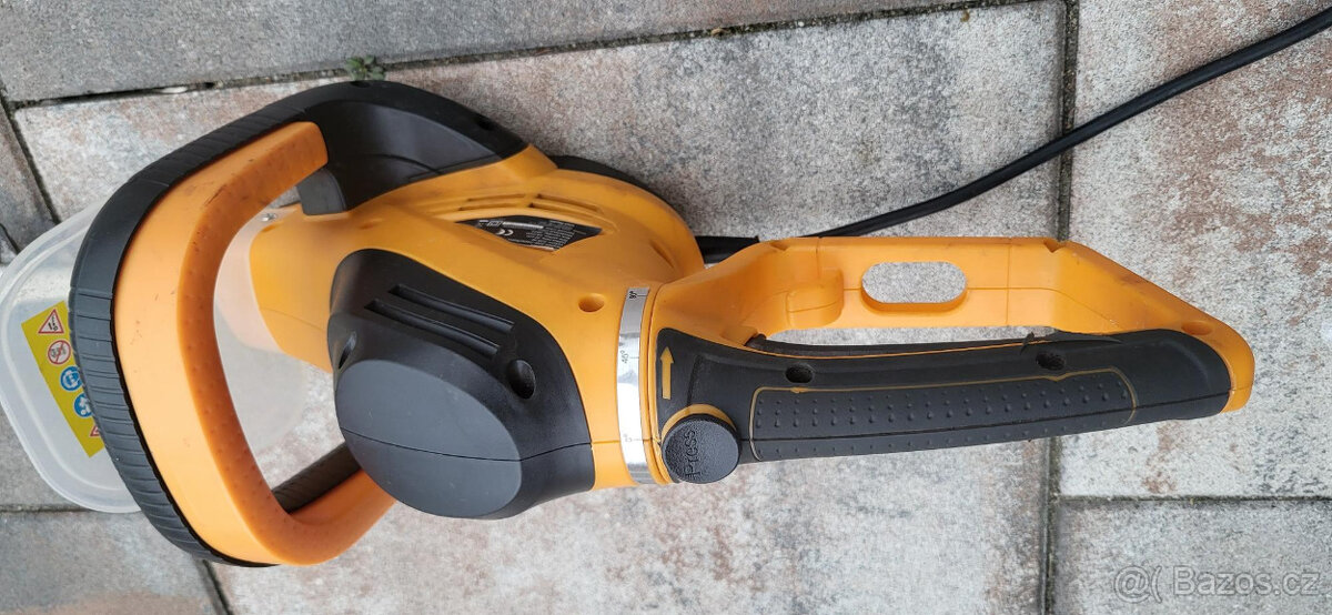 Nůžky na živý plot - 3