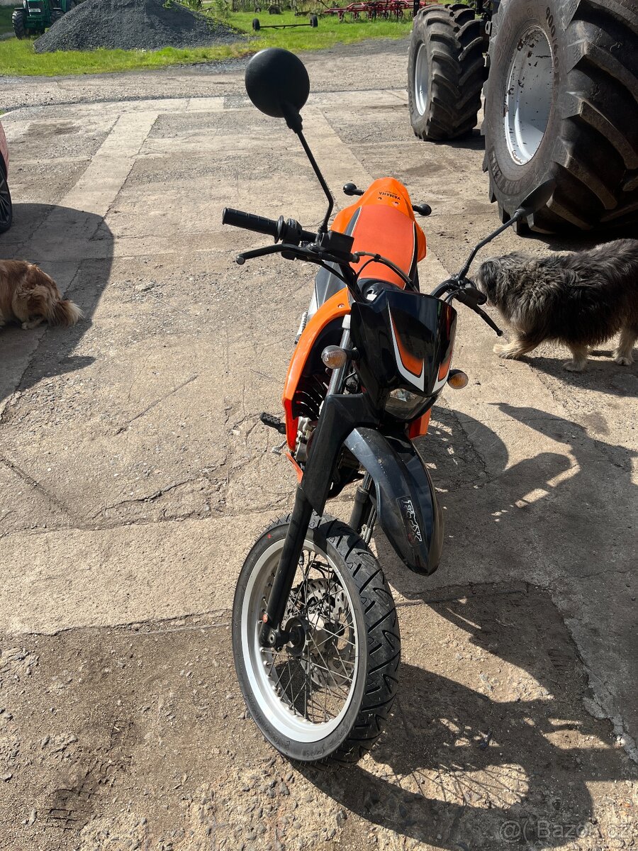 Yamaha XT125