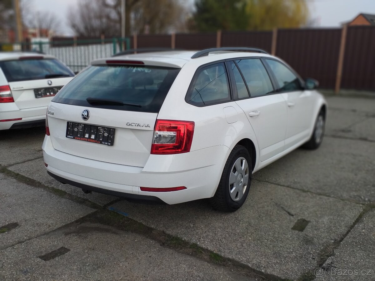 ŠKODA OCTAVIA COM III,1,6 TDi,ESP,KLIMA,ČR.SERVISKA - 3