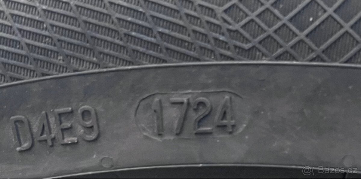 245/45 R18 - 4x zimní Continental 7-8mm,DOT1724 - 3
