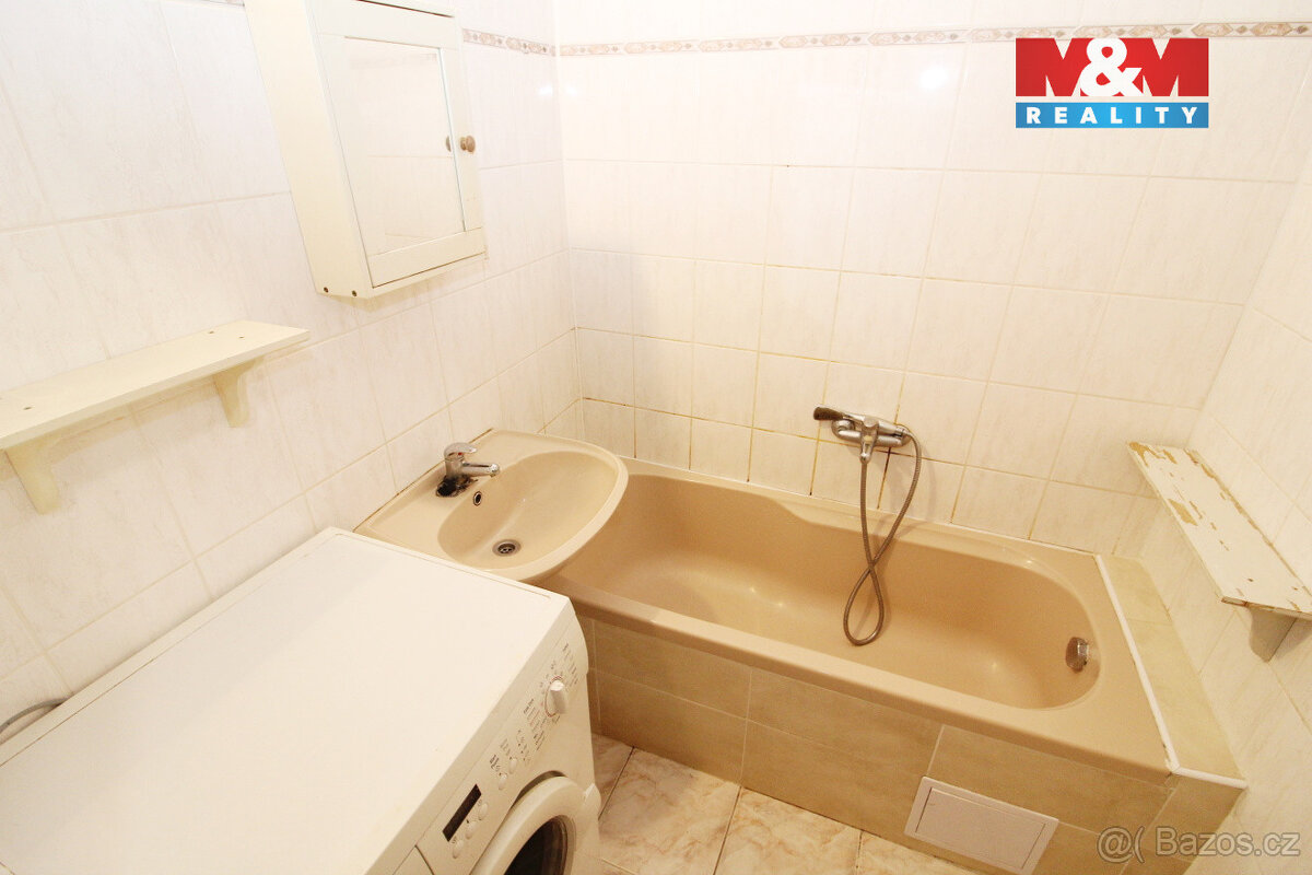Pronájem bytu 3+1 s garáží, Česká Lípa, ul. Svatopluka Čecha - 3