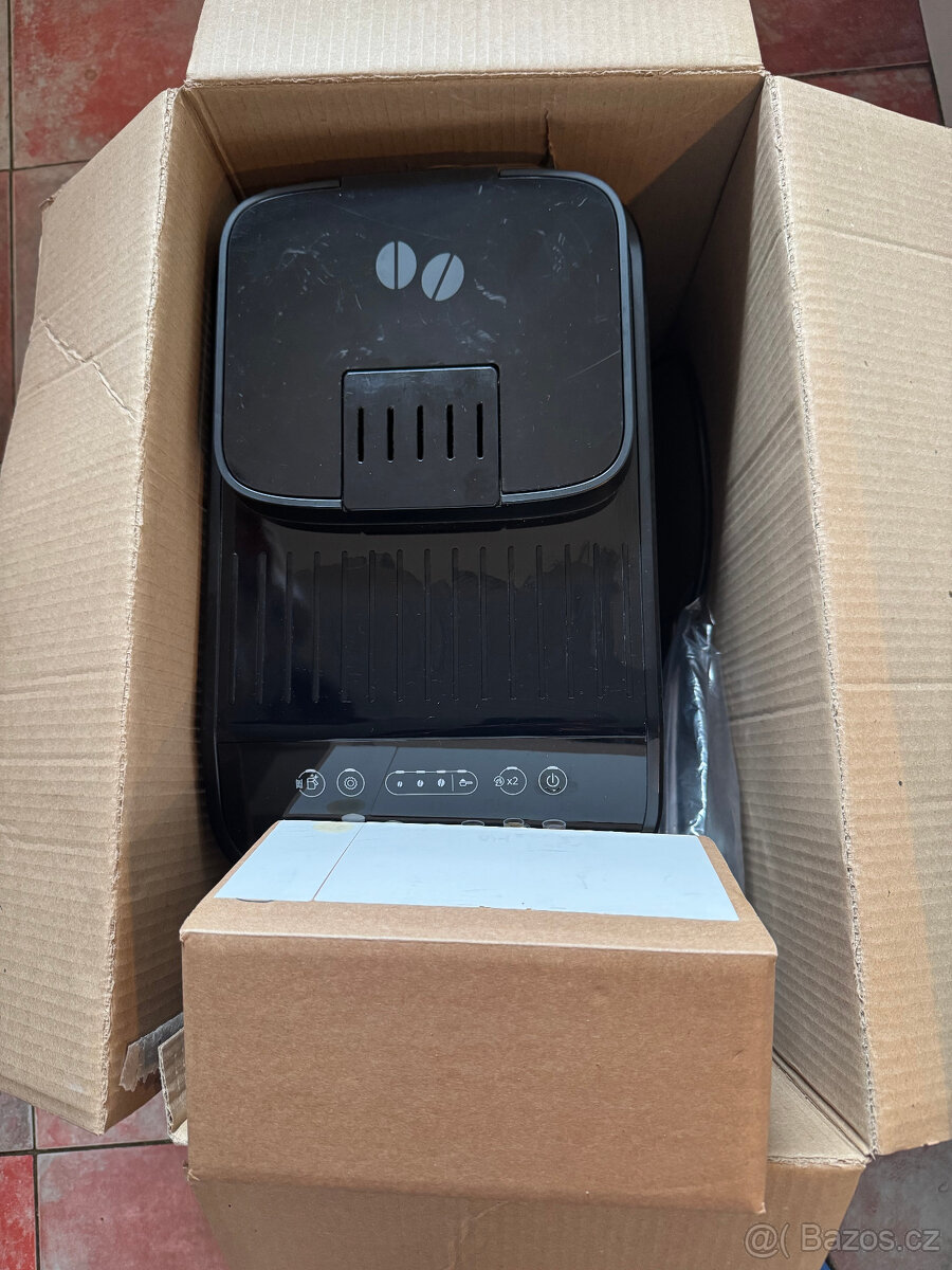 Automatický kávovar De'Longhi Magnifica Evo - TOP - 3