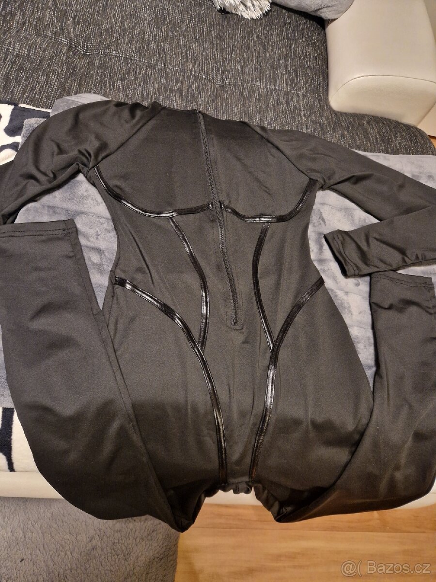 Krásný extravagantní overal - vel. S - 3