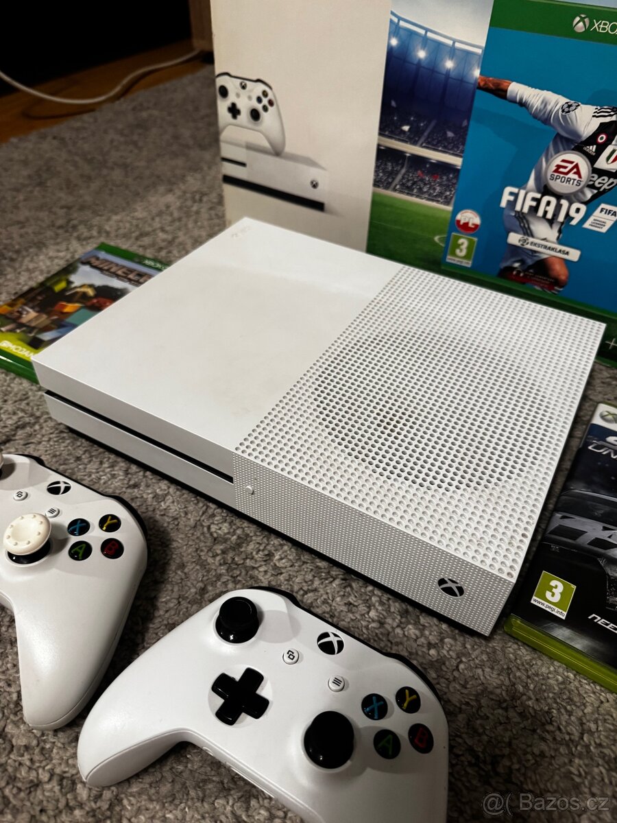 Xbox one s + příslušenství - 3