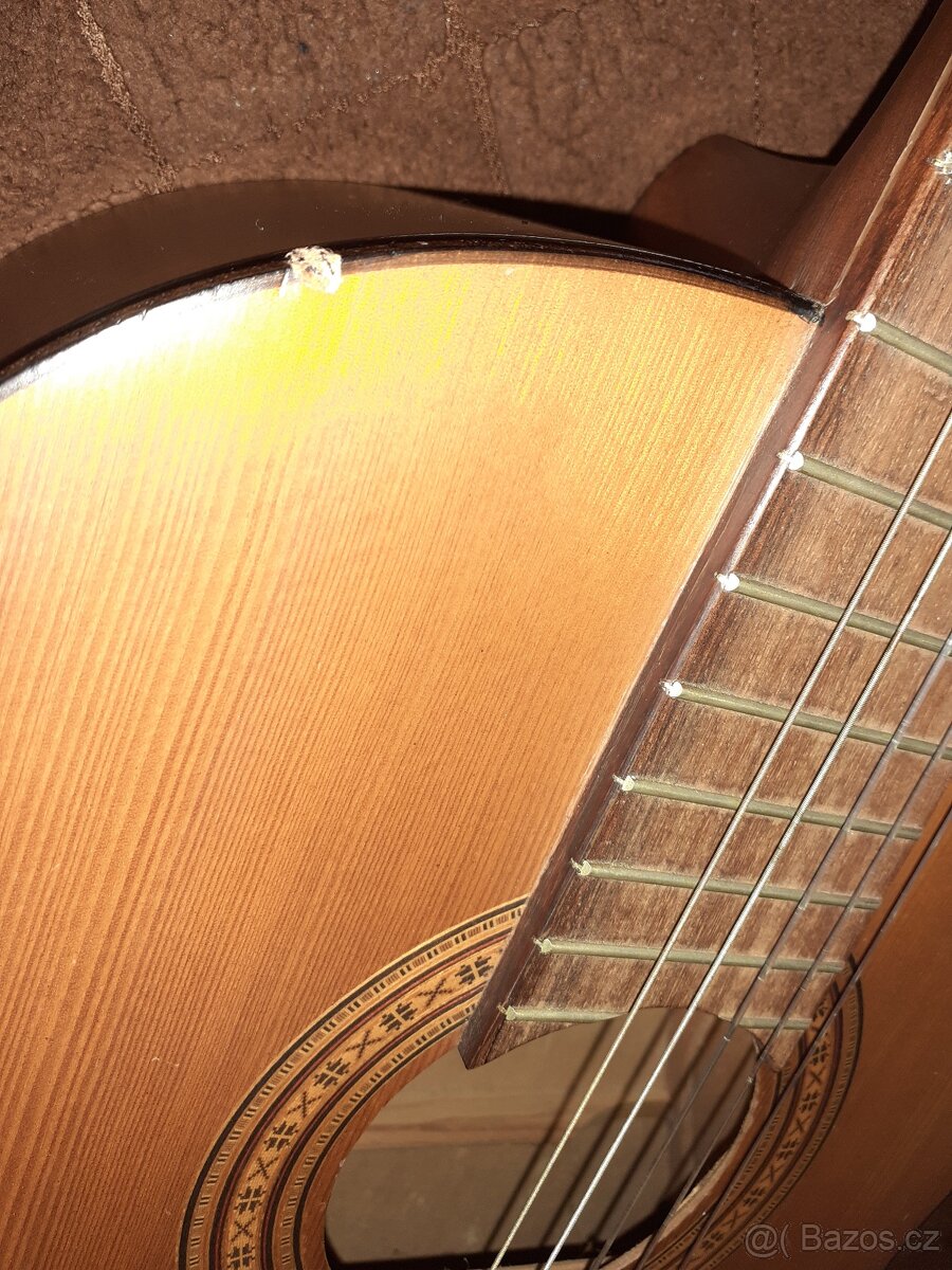 Kytara- vintage-Höfner 1980. - 3