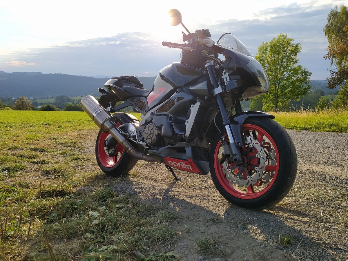 Aprilia Tuono RSV 1000 - 3