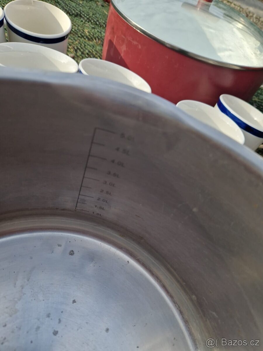 Nádobí - hrnce pánev hrnky - 3