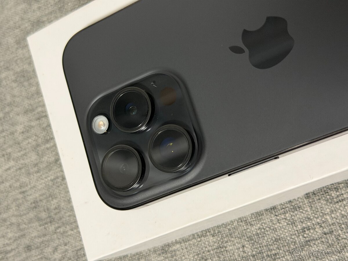 iPhone 15 Pro 256GB Černý, Baterie 100% - 3