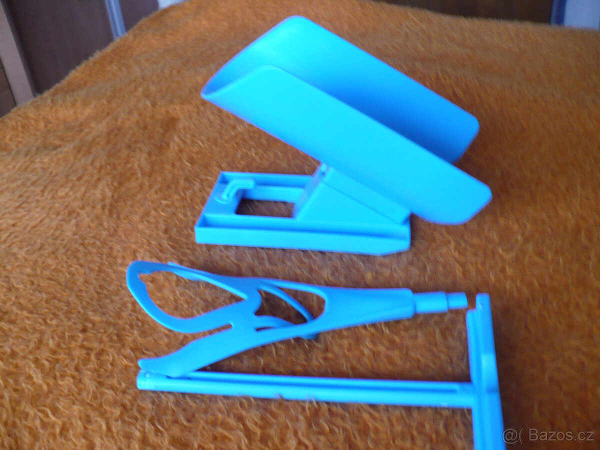 Navlékač ponožek pro seniory. - 3