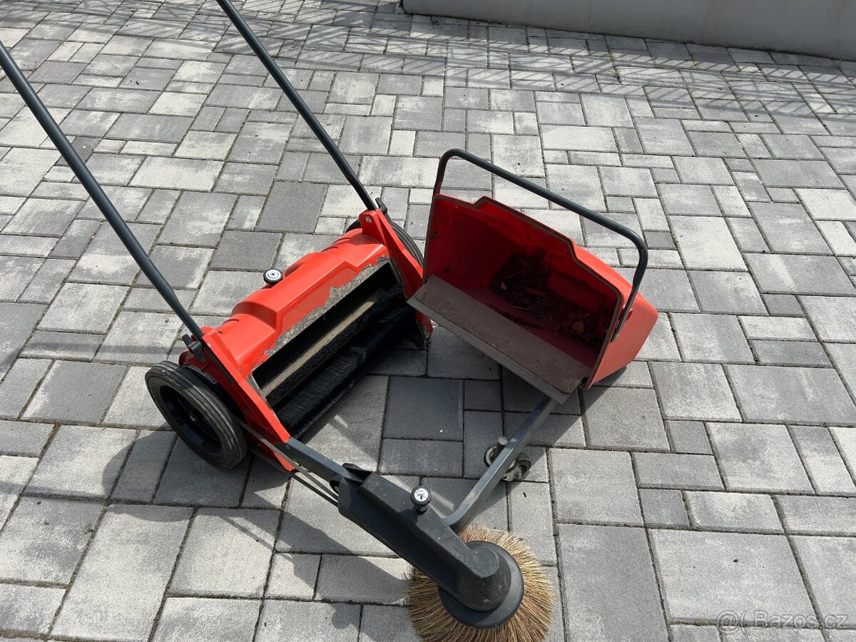 Ruční zametací stroj Hako Fliper - 3