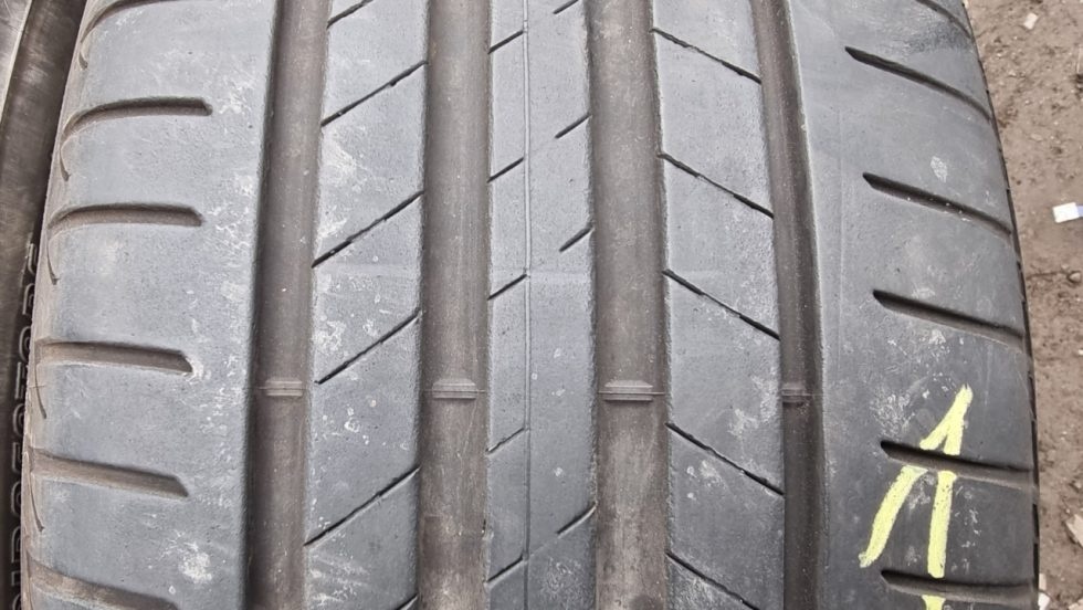 Letní pneu 225/45/18 Bridgestone Run Flat - 3