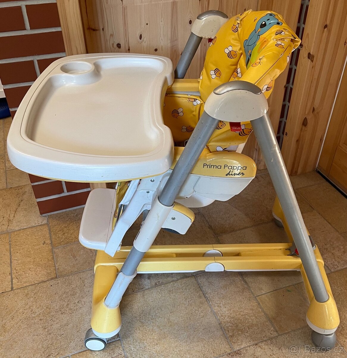 Daruji dětskou jídelní židličku - 3