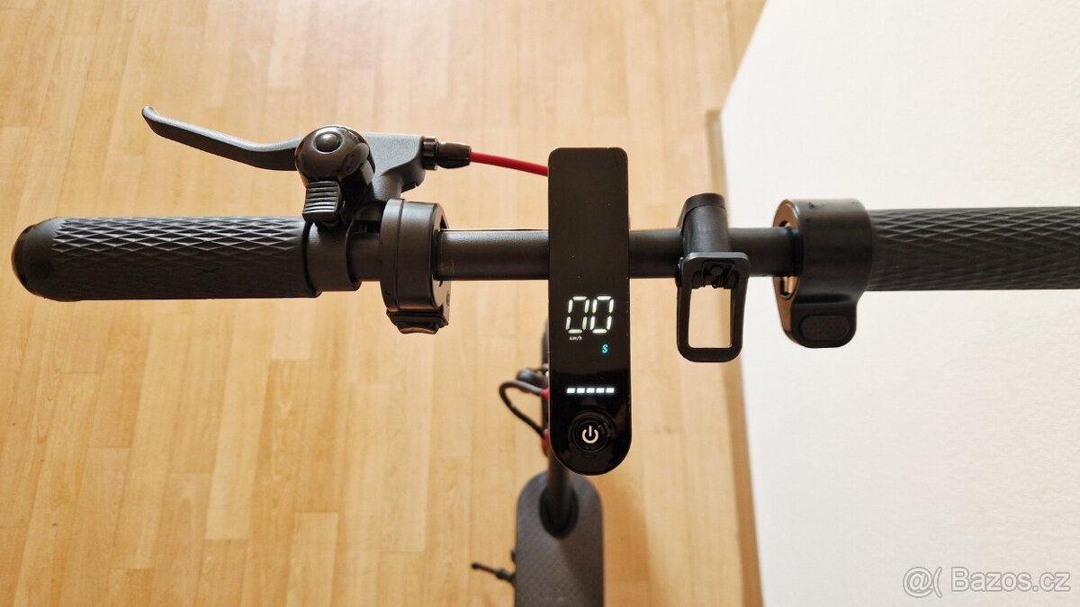 Elektrická Koloběžka Sencor S70 - dojezd až 60KM - 3