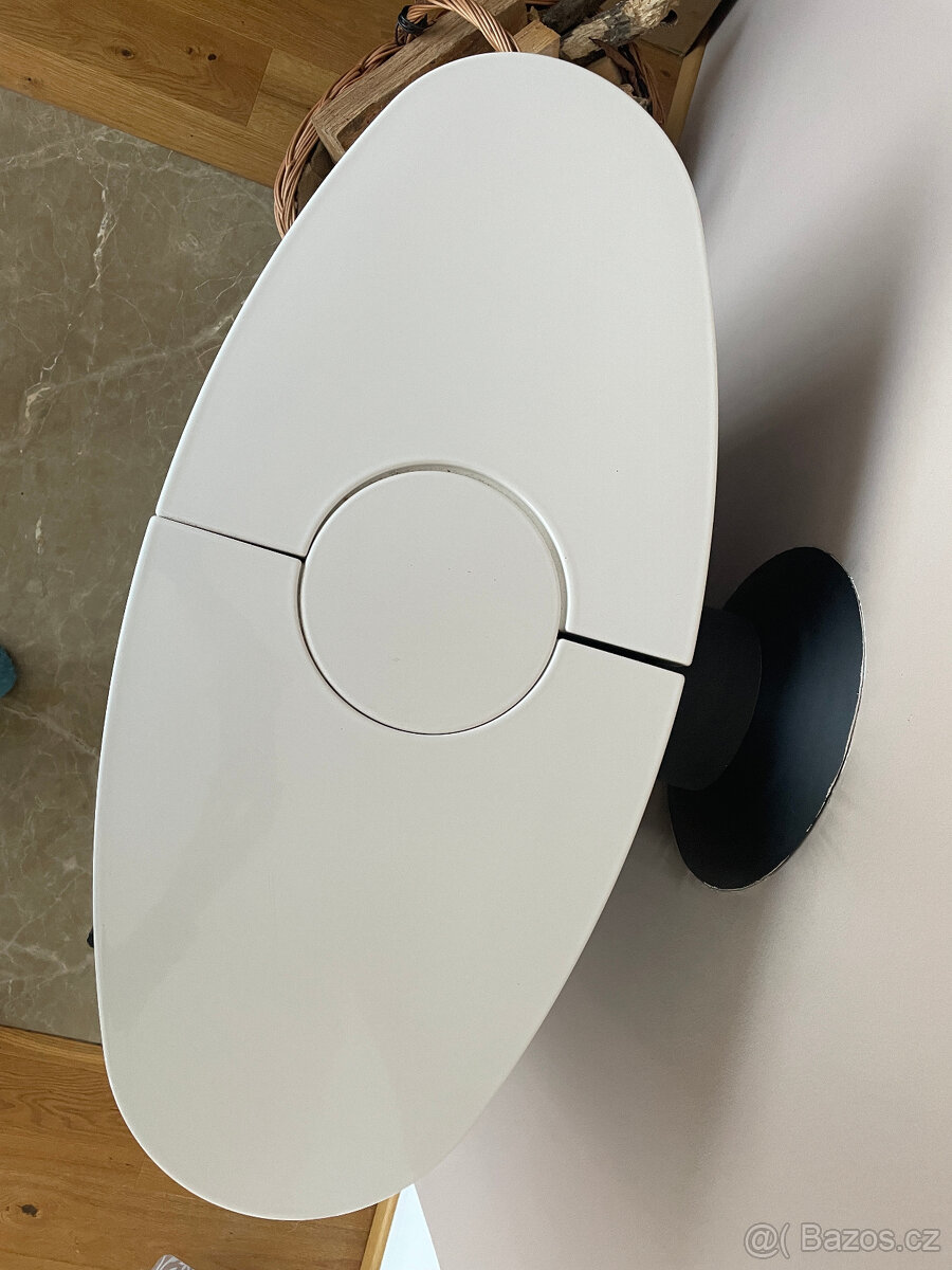 Moderní krbová kamna s bílými kachlemi - téměř nová - 3