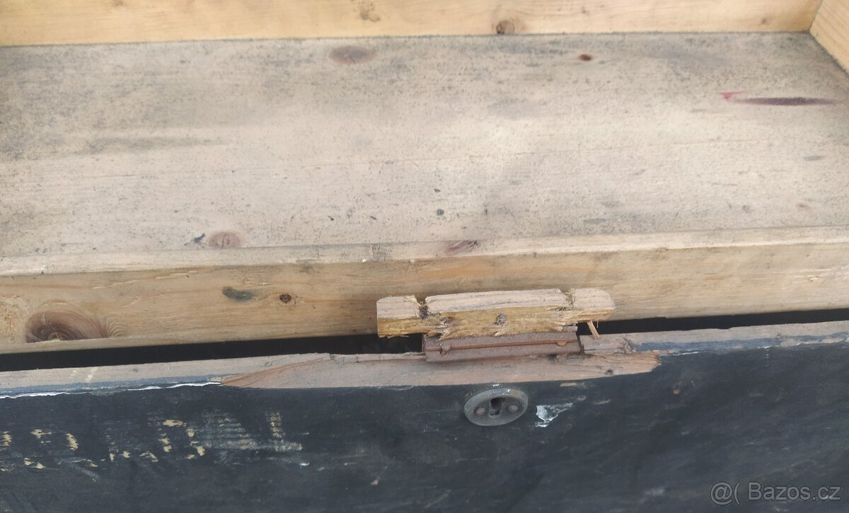 Starý vojenský kufr,truhla - 3