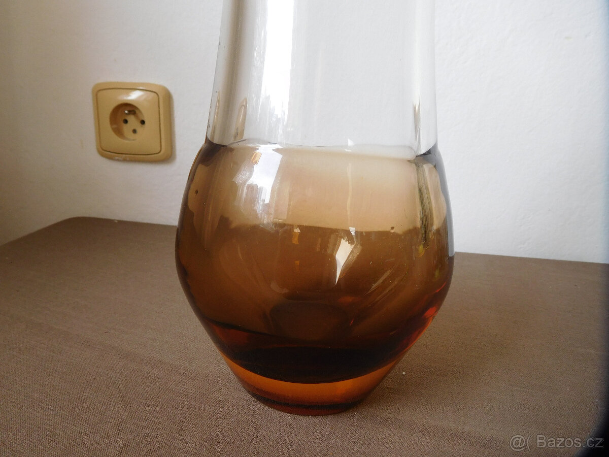 VÁZA - LADISLAV PALEČEK - ŠKRDLOVICE -HUTNÍ SKLO - 3