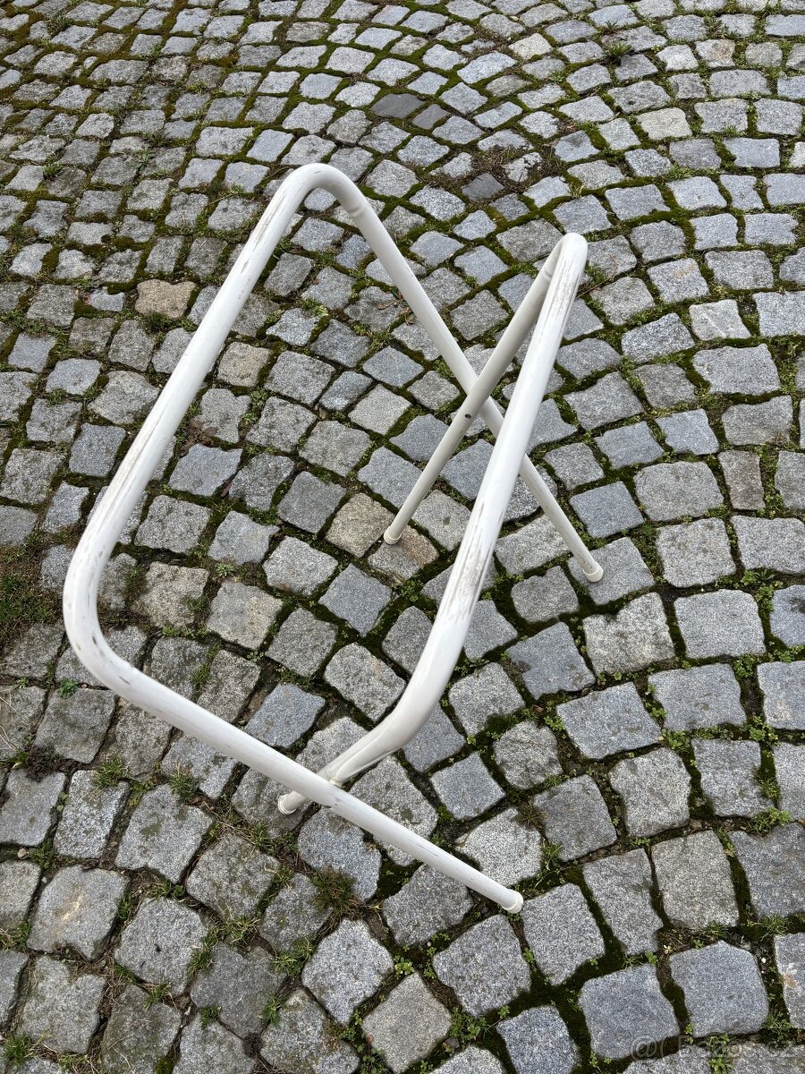 kempingový stůl skládací 60x80 do autokaravanu - 3