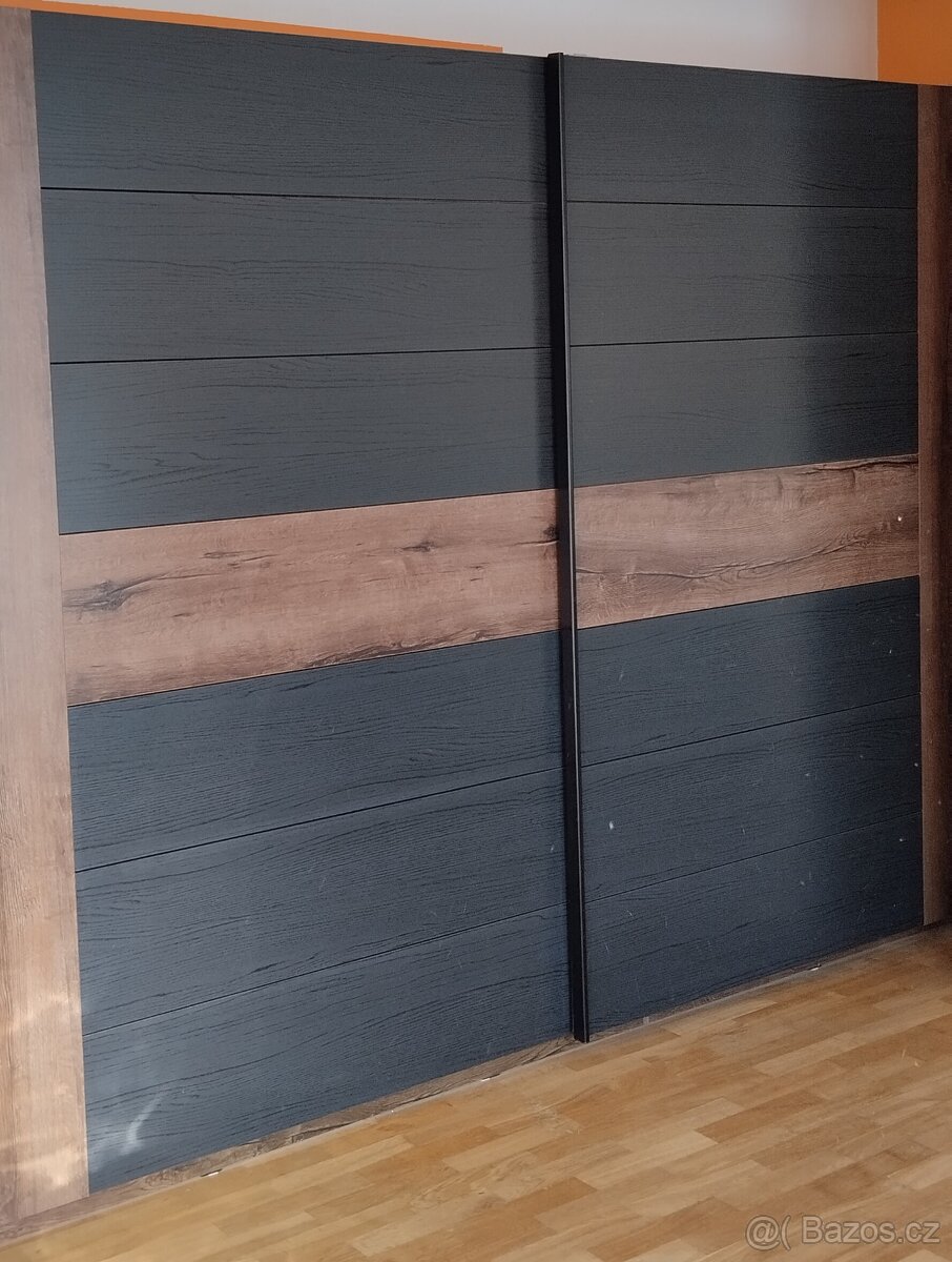 na prodej šatní skříň BELLEVUE - 3