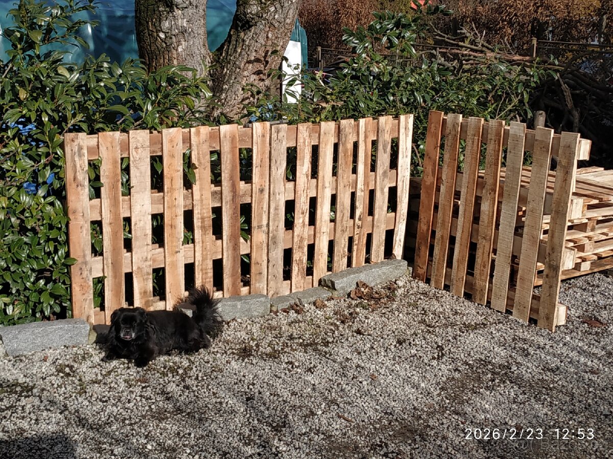 Palety - paletový plot - 3