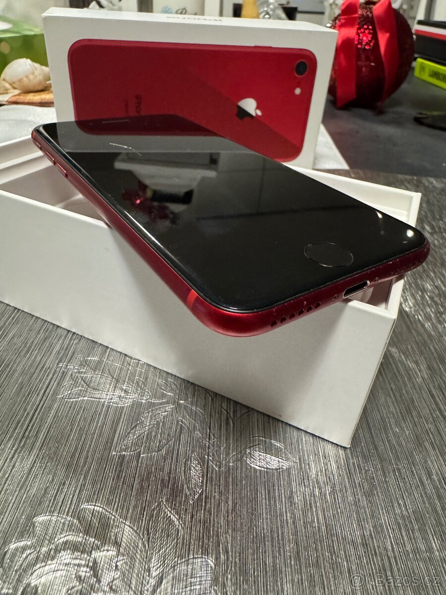 Iphone 8 64GB RED edice - 3