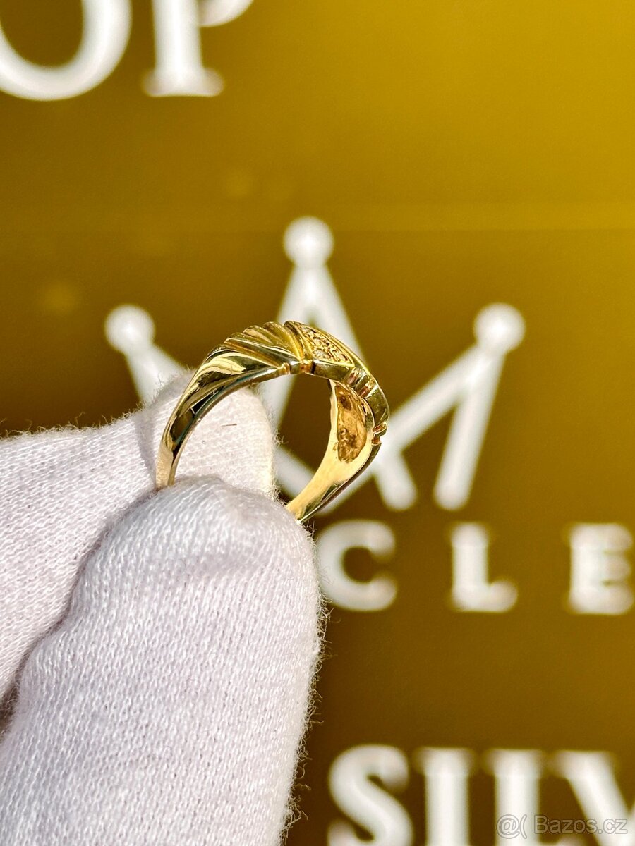 Zlatý prsten 4,77g - 3
