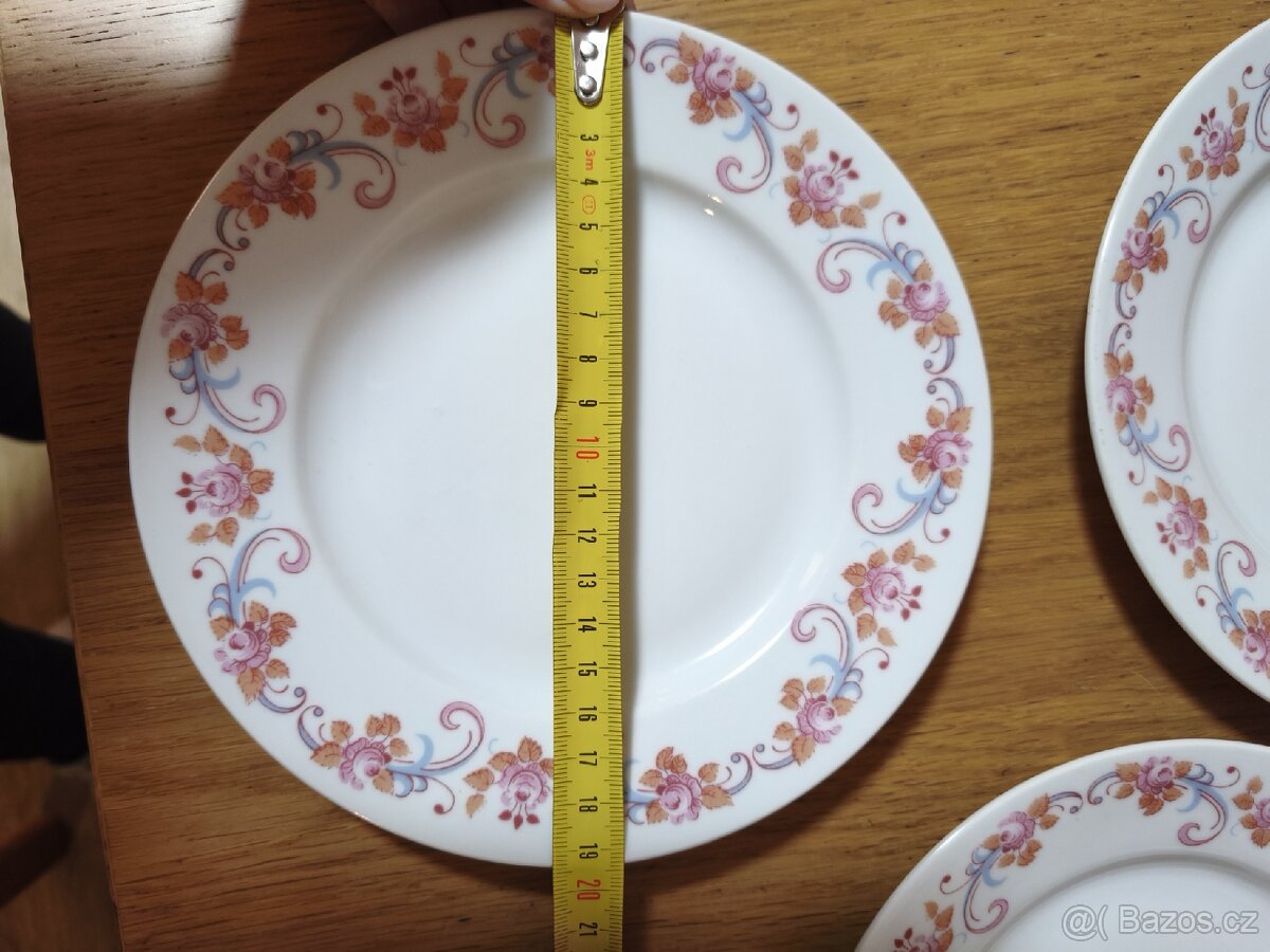 Talíře - 3
