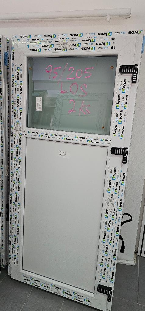 Dveře plastové vchodové - 3