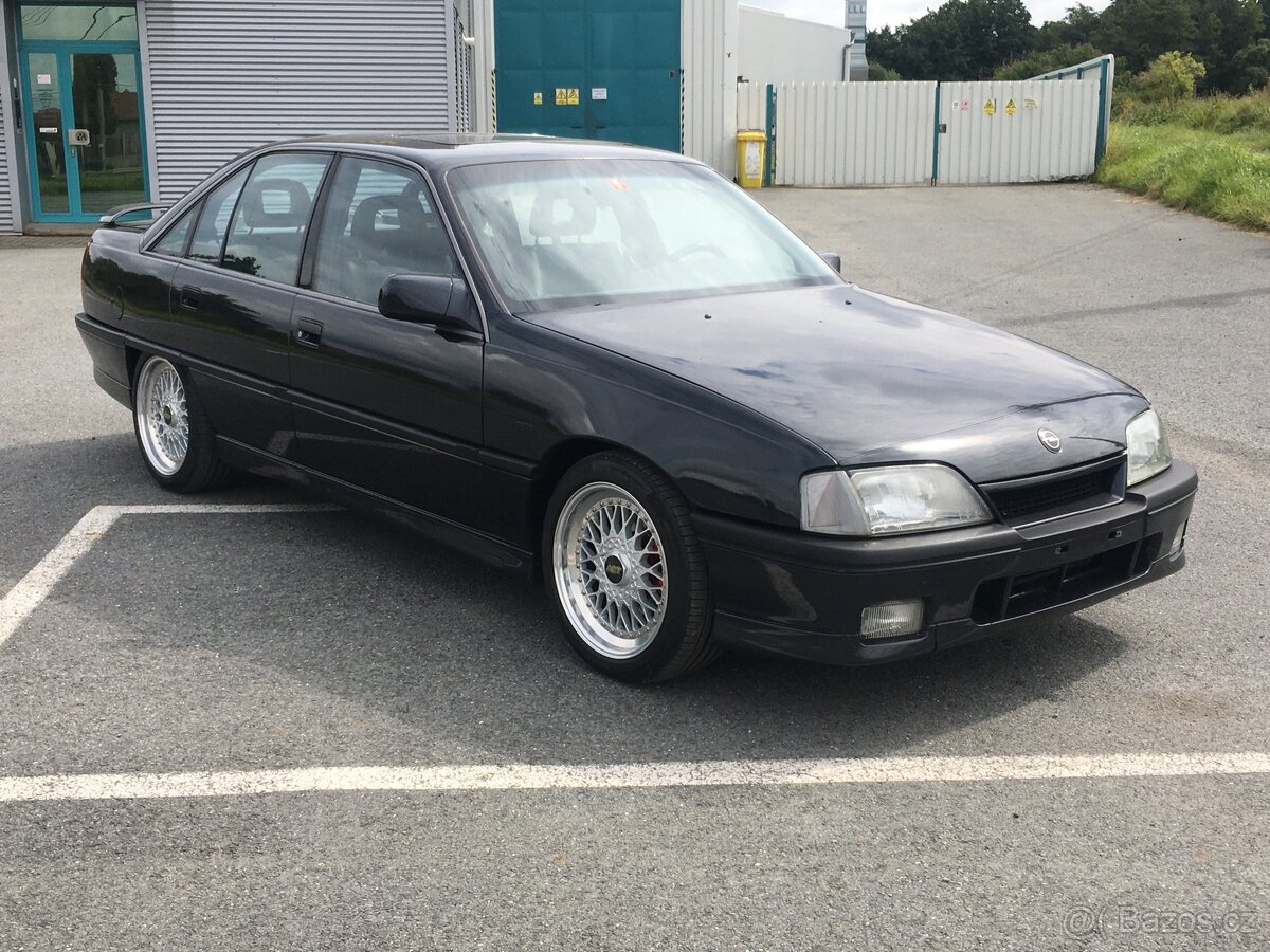 Opel Omega 3000 24V - 3