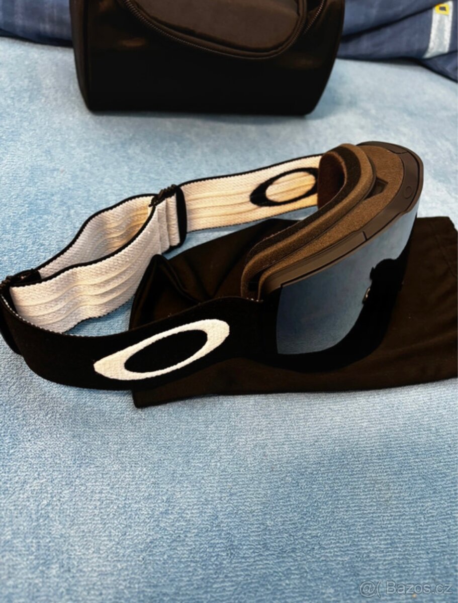 Oakley Fall Line M - 3