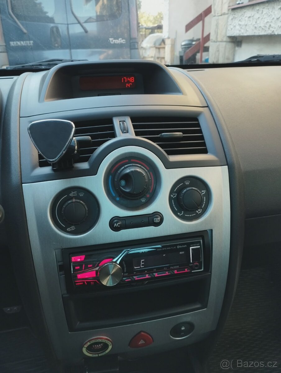 Renault Mégane II Cabrio - 3
