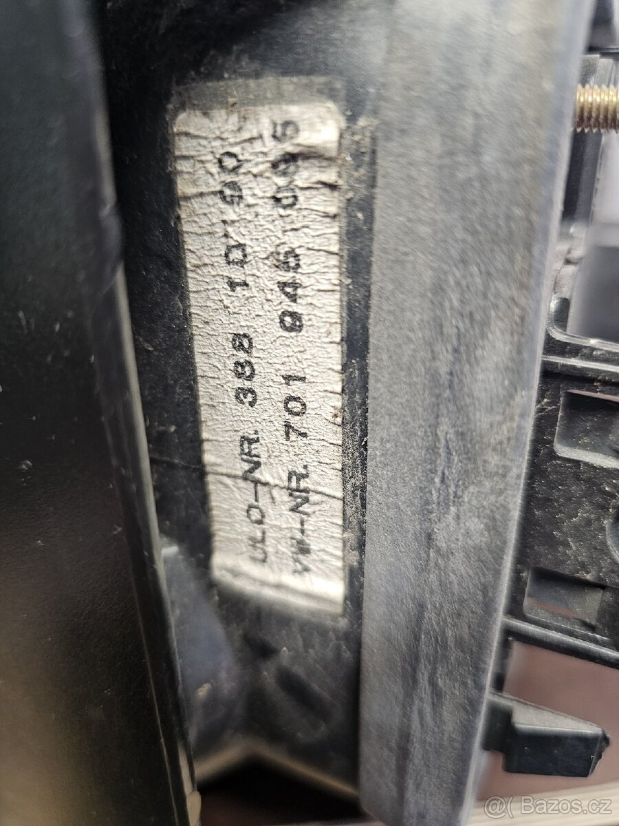 Volkswagen T4 zadní L světlo - 3