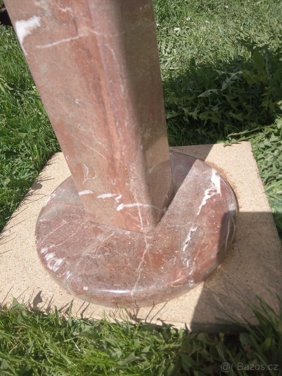 Mramorový stolek - 3