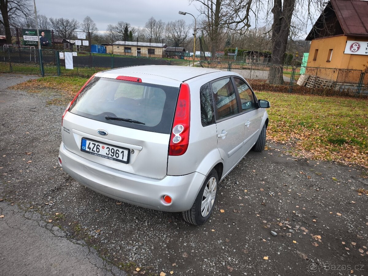 Ford Fiesta - 3