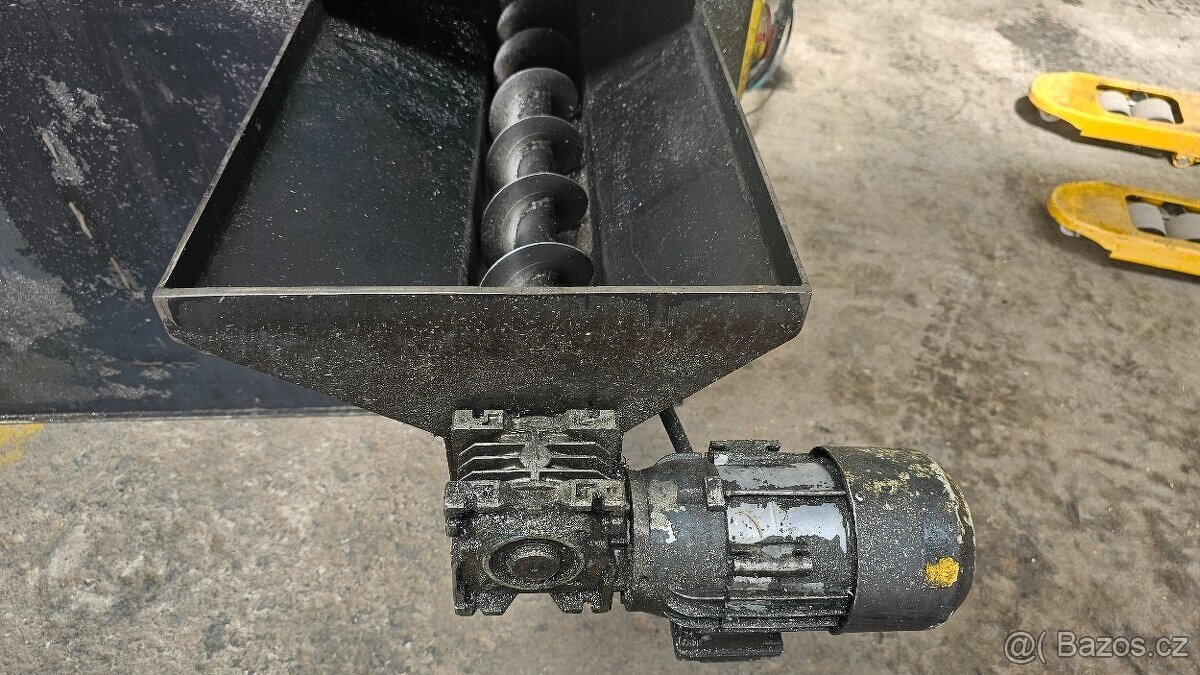 CNC AUTOMATICKÁ PÁSOVÁ PILA NA KOV - 3