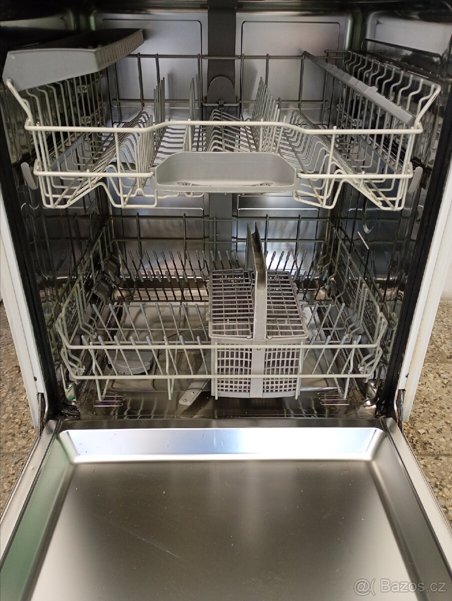 Myčka nádobí Siemens podstavná - 3