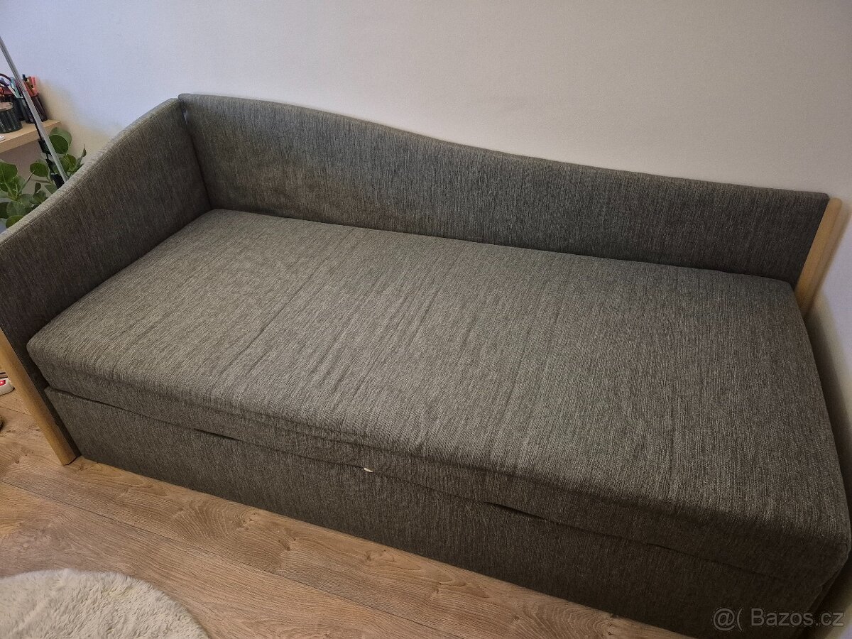 Rozkládací gauč - 3